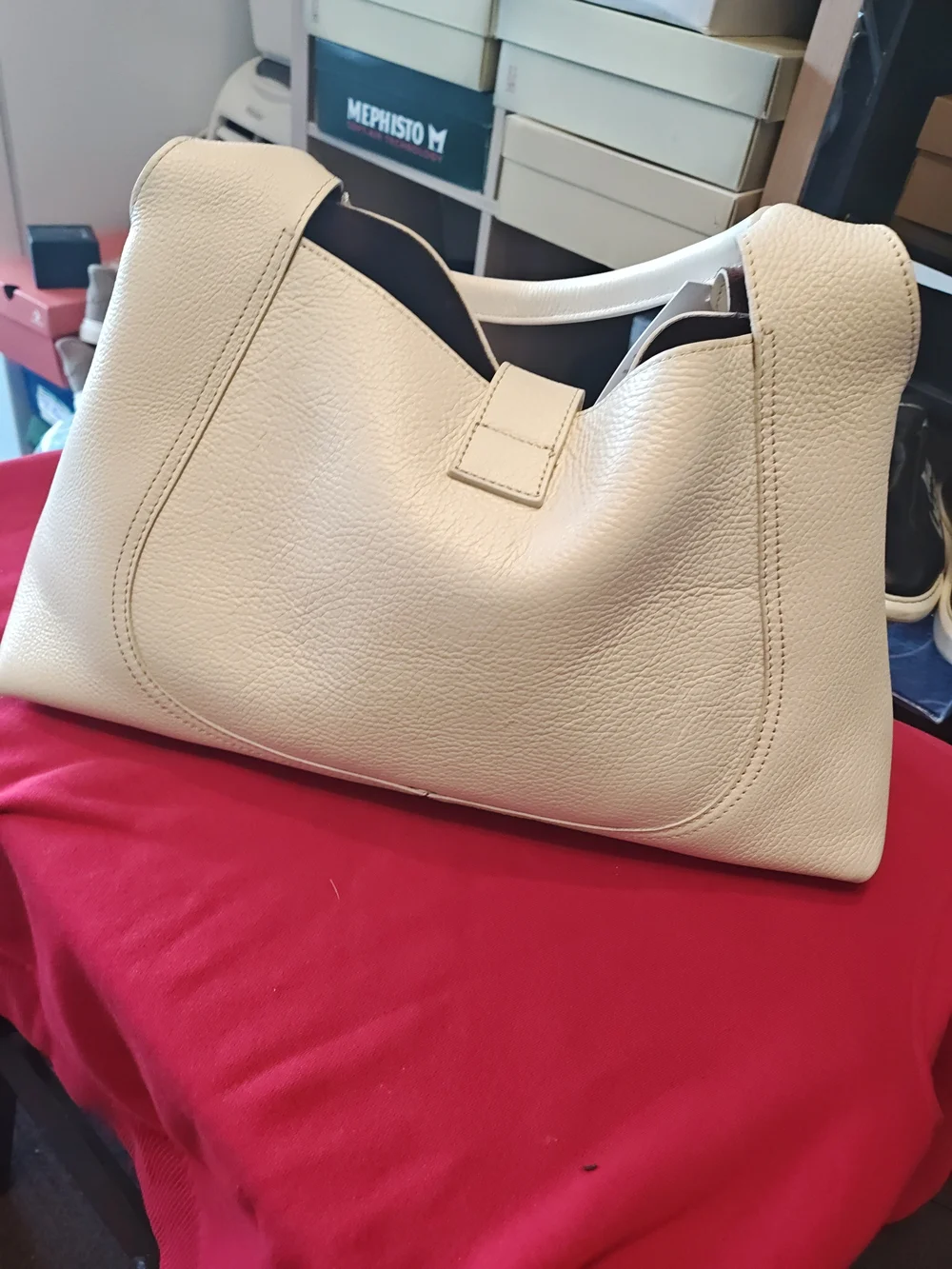 Martina Galanti Cream Leather Shoulder Tote
